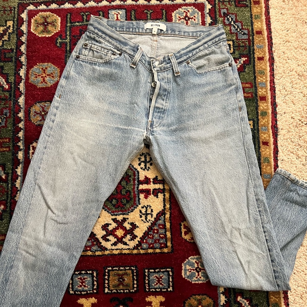 Re/Done Levi’s. Great condition. Bought on Poshmark and they were too small.